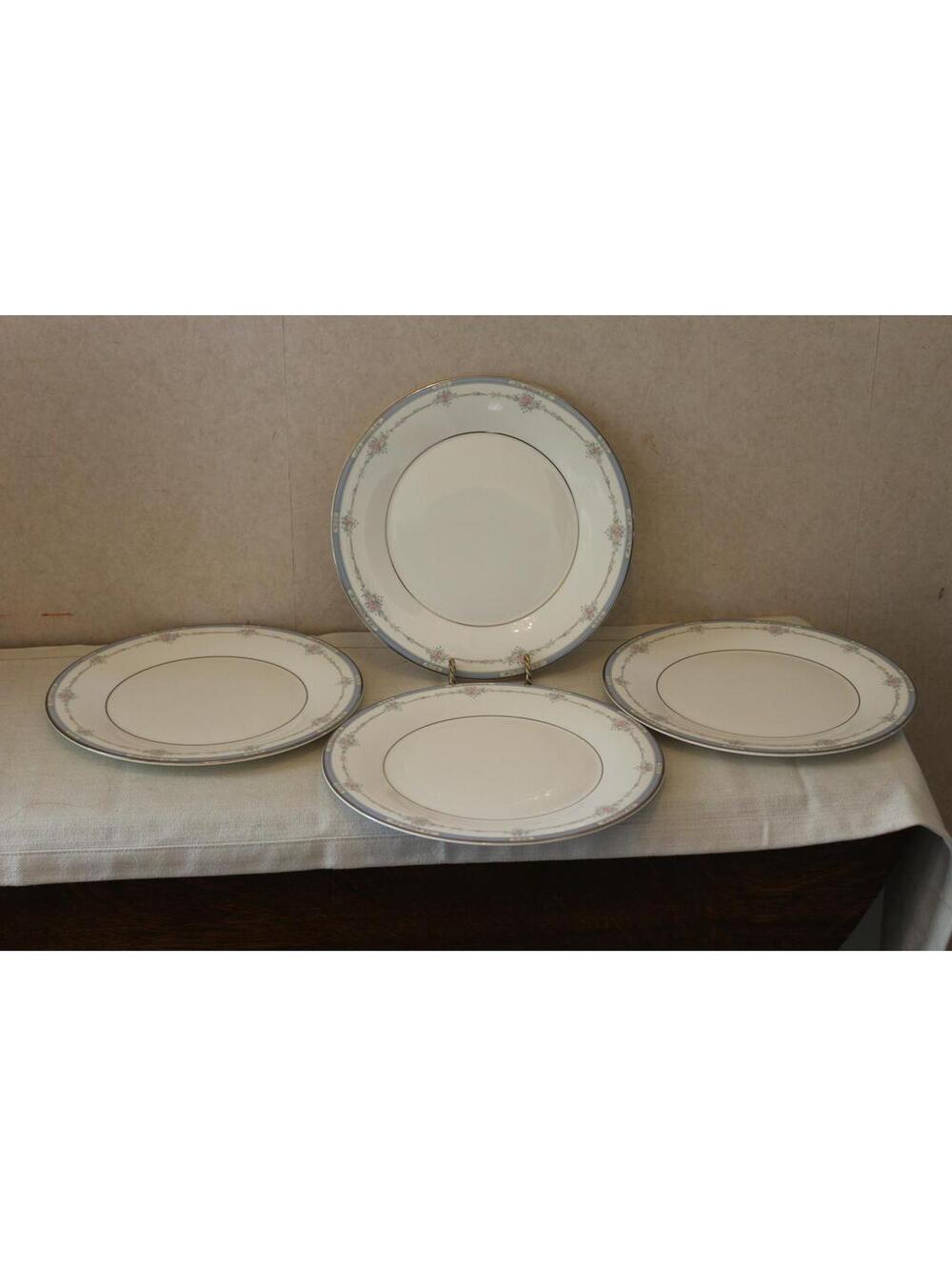 Royal Doulton Suzanne Dinner Plates - Set of 4